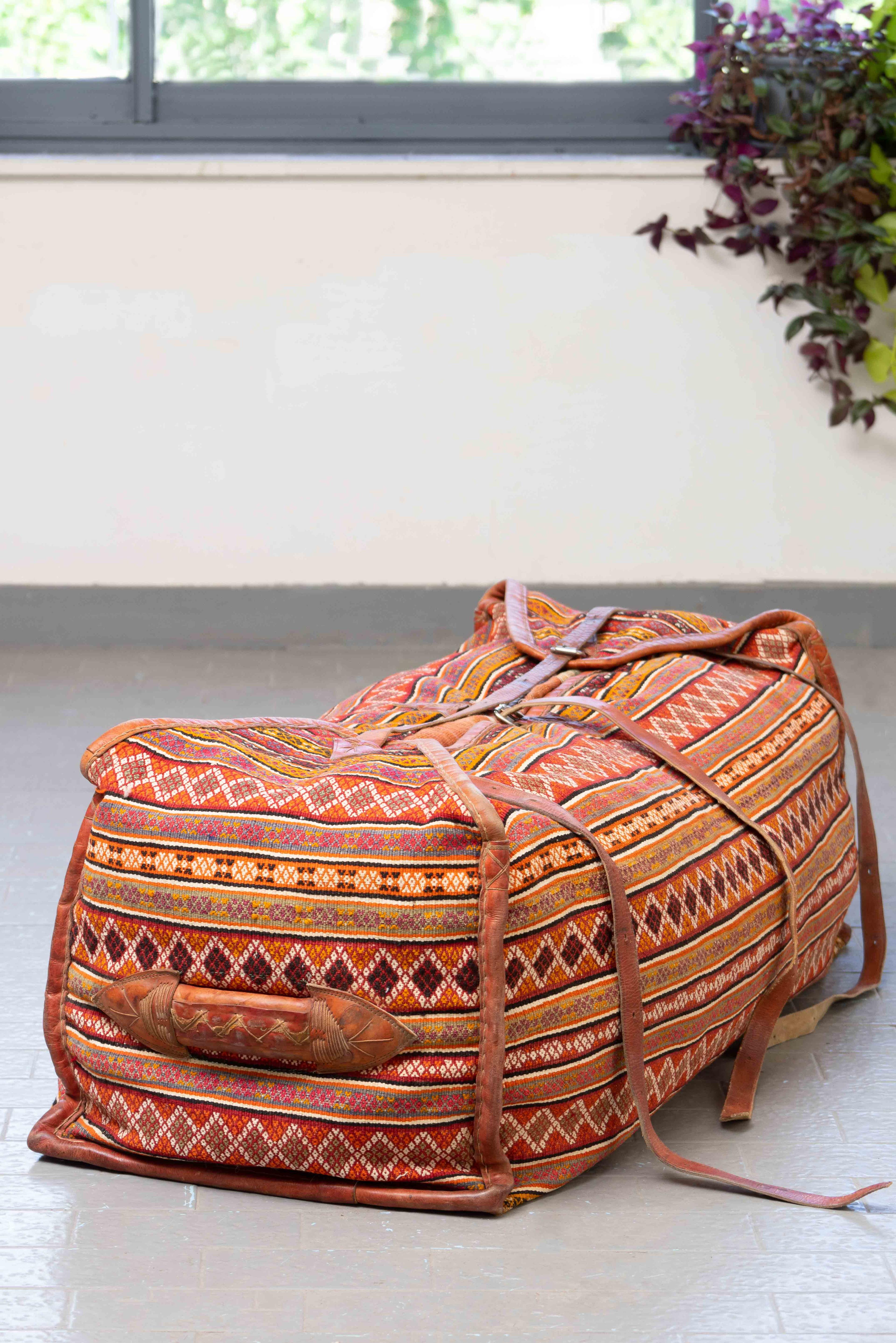 MAF002 Qashqai Blanket Box 5