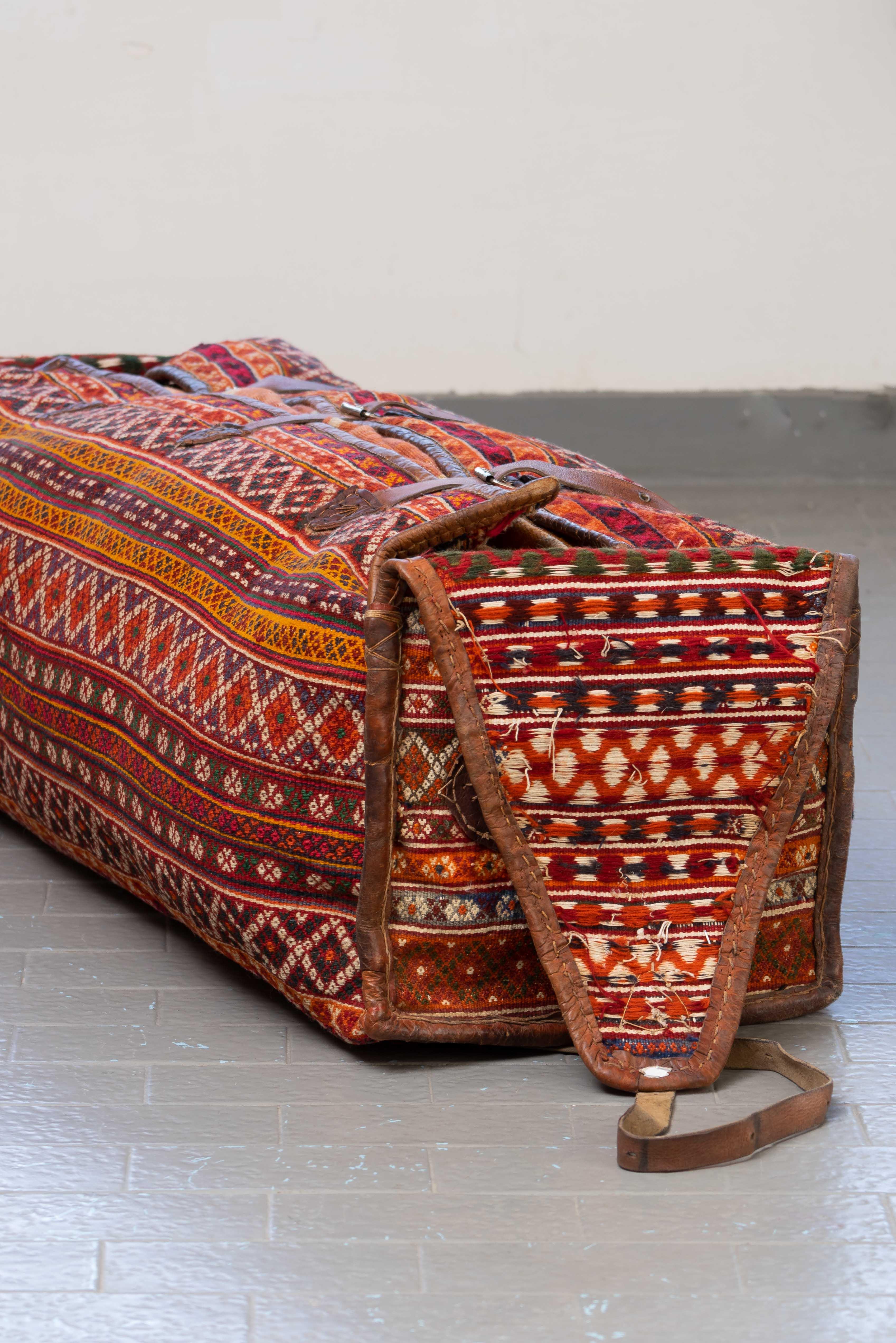 MAF010 Blanket Box 5