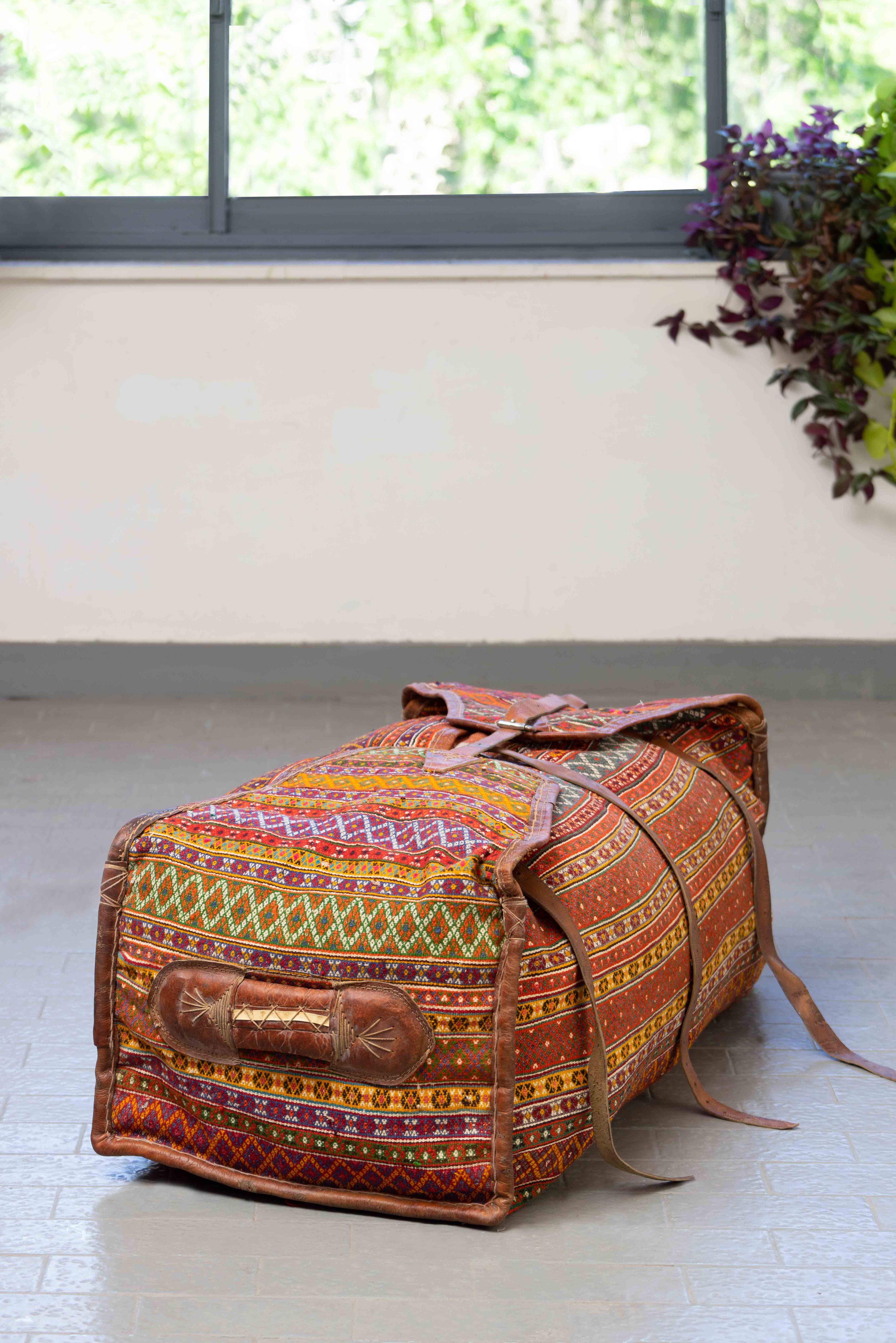MAF014 Qashqai Blanket Box 3