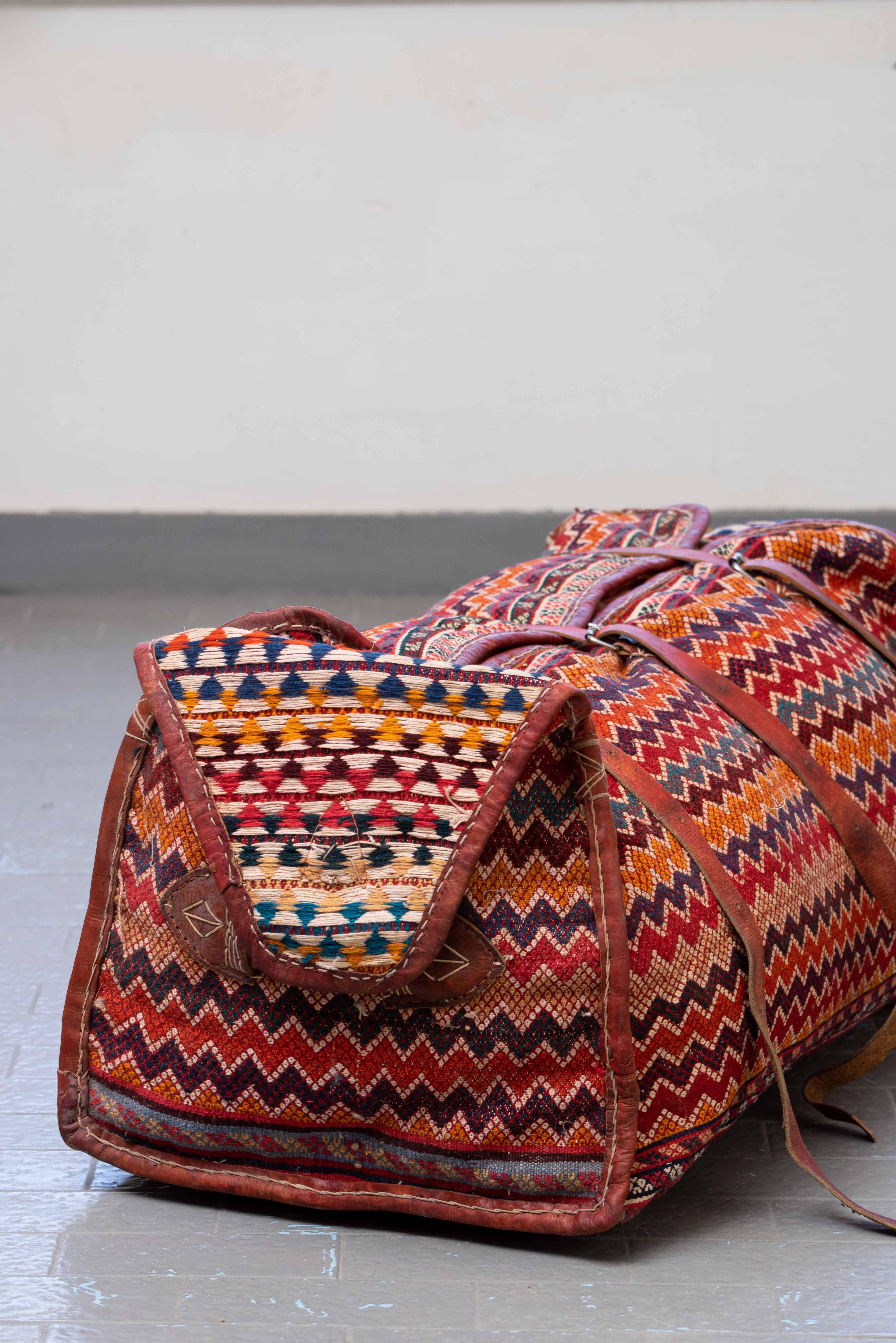 MAF022 Blanket Box 6