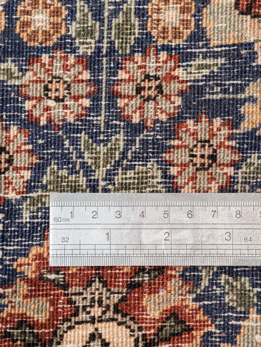 Fine Turkish Kayseri Rug, Hereke Prayer Design, c. 1970s